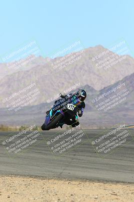 media/Feb-12-2022-SoCal Trackdays (Sat) [[3b21b94a56]]/Turn 9 Set 1 (1130am)/